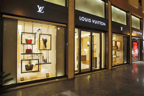 louis vuitton palermo informazioni|louis vuitton store palermo.